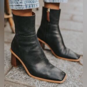 Alohas West Black Vintage Black Leather Ankle Boots